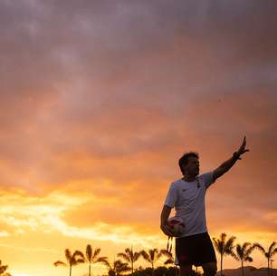 Fernando Diniz conversa com elenco e Vasco deve ir completo para a estreia no Estadual