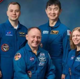 Tripulação da NASA retorna à Terra após pouso antecipado por motivos médicos