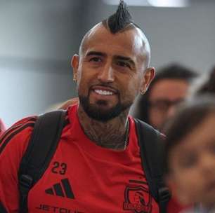 Ex-Flamengo, Vidal se vê melhor que figuras como Gerrard, Iniesta e Xavi