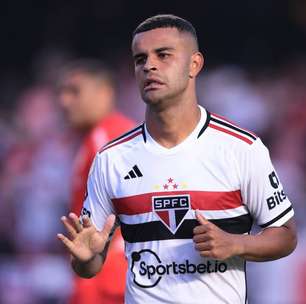 Alisson "surpreende" com resposta final sobre deixar o São Paulo e ir jogar no Corinthians