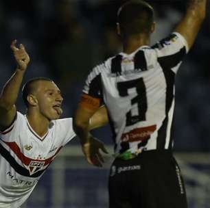 Gustavo Santana faz três, e São Paulo vai às oitavas da Copinha