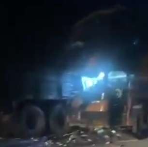 Ônibus de time brasileiro se choca com caminhão e deixa uma vítima fatal e feridos