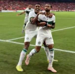 Pelo Paranaense, Coritiba vence o Athletico na Arena da Baixada