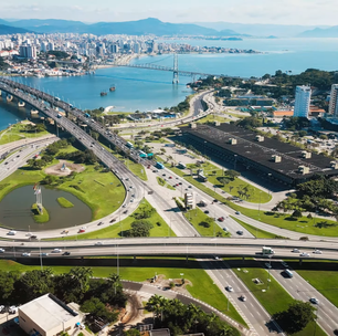 Fundada em 1726, essa capital catarinense tem um clima que faz muita gente querer morar lá