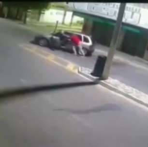 Criminosos tentam furtar carro e descobrem que veículo está sem gasolina no interior do CE