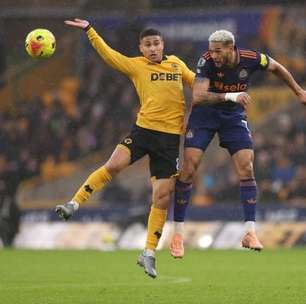 Wolverhampton e Newcastle não saem do zero na Inglaterra