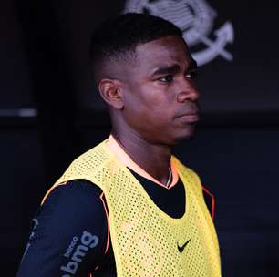 Zagueiro é anunciado como reforço do Internacional