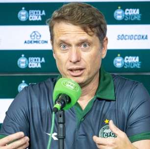 Técnico do Coritiba, Seabra abre o jogo depois de ganhar o Atletiba e elogia elenco