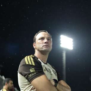 Pivetti, técnico do Flamengo: "O jogo foi uma covardia depois expulsão precoce"