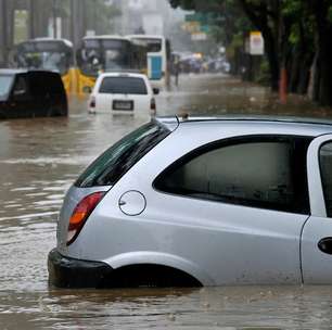 Fortes chuvas exigem atenção para manter cobertura do seguro