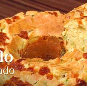 Bolo salgado fofinho e super fácil de preparar, a opção perfeita para um lanche da tarde completo