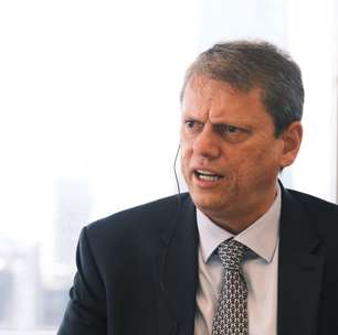 'Vou manifestar solidariedade', diz Tarcísio sobre encontro com Bolsonaro na Papudinha