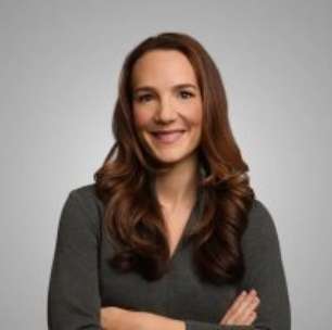 Com Apenas US$ 2 Mil, Ela Fundou Uma Marca de Joias Que Fatura Mais de US$ 100 Milhões