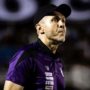 Com aval de Mozart, Ceará encaminha acerto com dois novos zagueiros para 2026