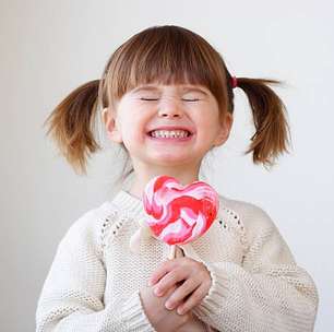 Açúcar e adoçantes podem desencadear puberdade precoce em algumas crianças