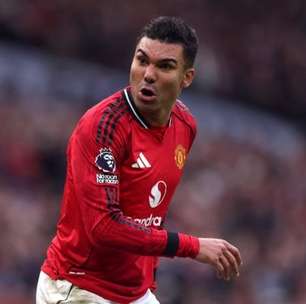 Casemiro anuncia saída do Manchester United ao fim da temporada