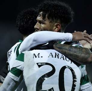 Suárez faz dois, e Sporting vence o Arouca pelo Português