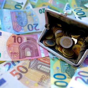 Simpatia da moeda para virar o mês com dinheiro