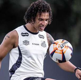Willian Arão sofre crise renal, passa por cirurgia e vira desfalque no Santos