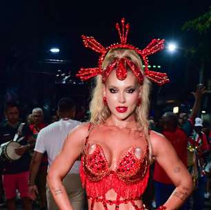 Virginia aposta em fantasia com curvas à mostra para último ensaio antes do carnaval; veja fotos