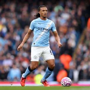 Milan tenta contratar zagueiro do City no fim da janela