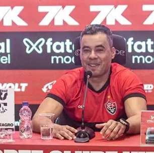 Jair Ventura exalta Marinho e vê reforço como peça-chave no Vitória: "Extremamente identificado"