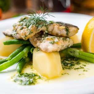 Almoço proteico: 5 receitas leves com proteínas magras