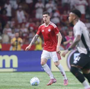 Após falha decisiva, Ronaldo retoma prestígio no Internacional com Pezzolano