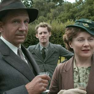 Está na Netflix: o aclamado filme de época britânico baseado em um romance best-seller e que lembra um sucesso com Meryl Streep na década de 80