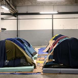 'Viver em uma favela na França': a realidade de 4,2 milhões de pessoas sem moradia digna no país