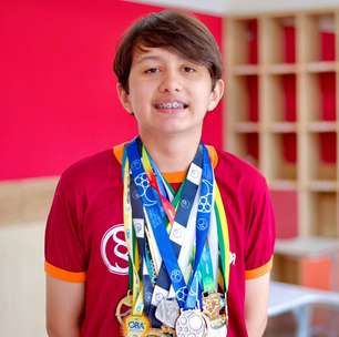 Com 12 anos, estudante é aprovado no vestibular da UERJ: 'Caminho certo para o futuro'