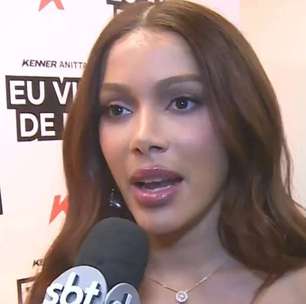 Anitta reage ao saber que evangélicos pregaram na porta do seu show: 'Falar de orixás'