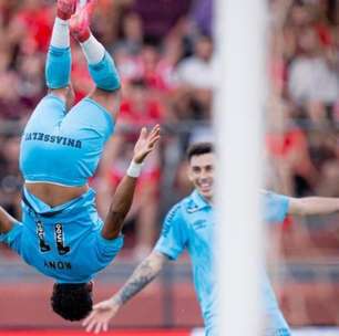 Rony marca pelo Santos e comemora: "Que seja o primeiro de muitos"