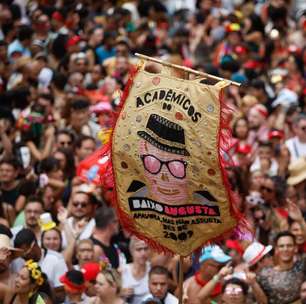 Domingo de Pré-Carnaval tem Monobloco, Emicida e Maria Rita