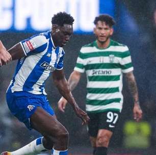 Português: Sporting arranca empate no fim e segue na cola do Porto
