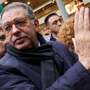 Candidato socialista derrota a extrema-direita e é eleito presidente de Portugal