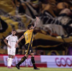 Artilheiro do Paulistão chegou a desistir do futebol no início da carreira: 'Limpava chão'