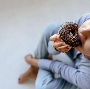 Por que sentimos tanta vontade de comer doce? Ciência explica