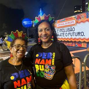 'Vim pro Galo prestes a parir': amor pelo carnaval une mãe e filha no Recife