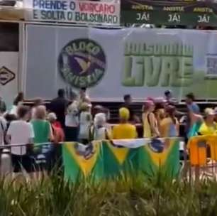 Bloco da Anistia: Direita promove evento para pedir liberdade a Bolsonaro no carnaval de BH