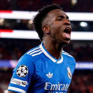 Real vence Benfica, pela Champions, em jogo marcado por golaço de Vini Jr e protocolo de racismo