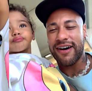 Neymar elogia look de Bruna Biancardi no carnaval em vídeo com Mavie: 'Mamãe estava toda linda'