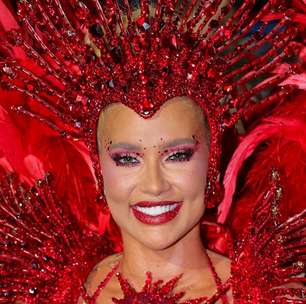 De Virgínia a Gkay: fantasia pesada, bicho-papão e LED na Sapucaí