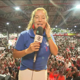 Repórter pé quente da Globo vai pelo quinto ano consecutivo à quadra de escola campeã