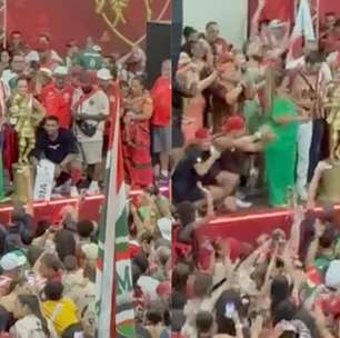 Solange Cruz agradeceu a vitória da Mocidade: 'Não soltaram nossa mão'