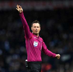 Ex-árbitro da Premier League se retrata por fala sobre Vini Jr: 'errei, me desculpem'