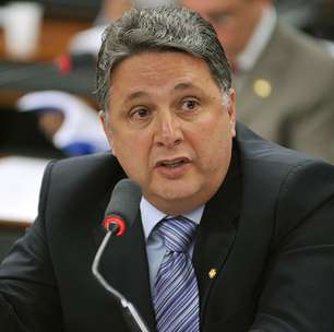 Garotinho condena aliança PSD/MDB e diz que Paes é um aluno aplicado dos métodos de Sérgio Cabral