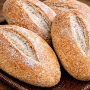 Veja como fazer pão francês integral igual de padaria