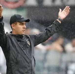 Corinthians demite treinador após empate na estreia no Brasileirão Feminino
