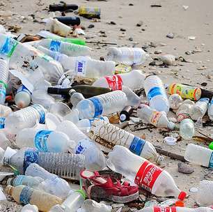 Cientistas criam plástico que desaparece no oceano